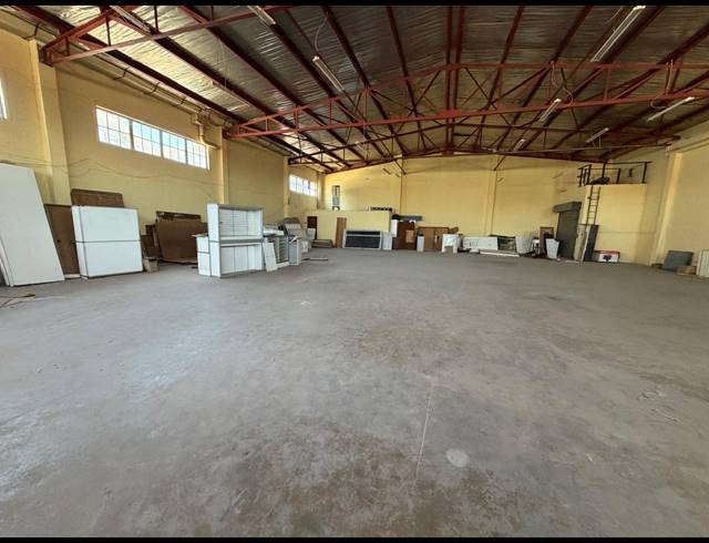 1,200M² WAREHOUSE TO LET IN PIETERMARITZBURG CENTRAL